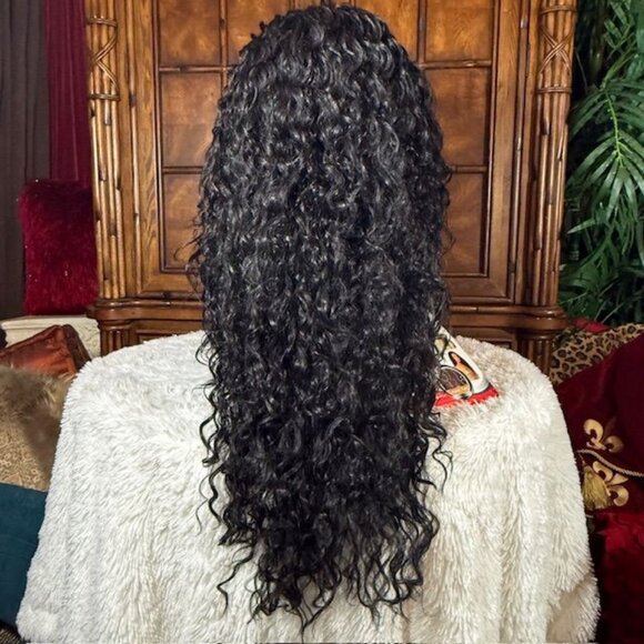 Isis Super Jacky 27" Lace Front Red Carpet Premiere Color 1B Wavy Synthetic Wig - Picture 11 of 16